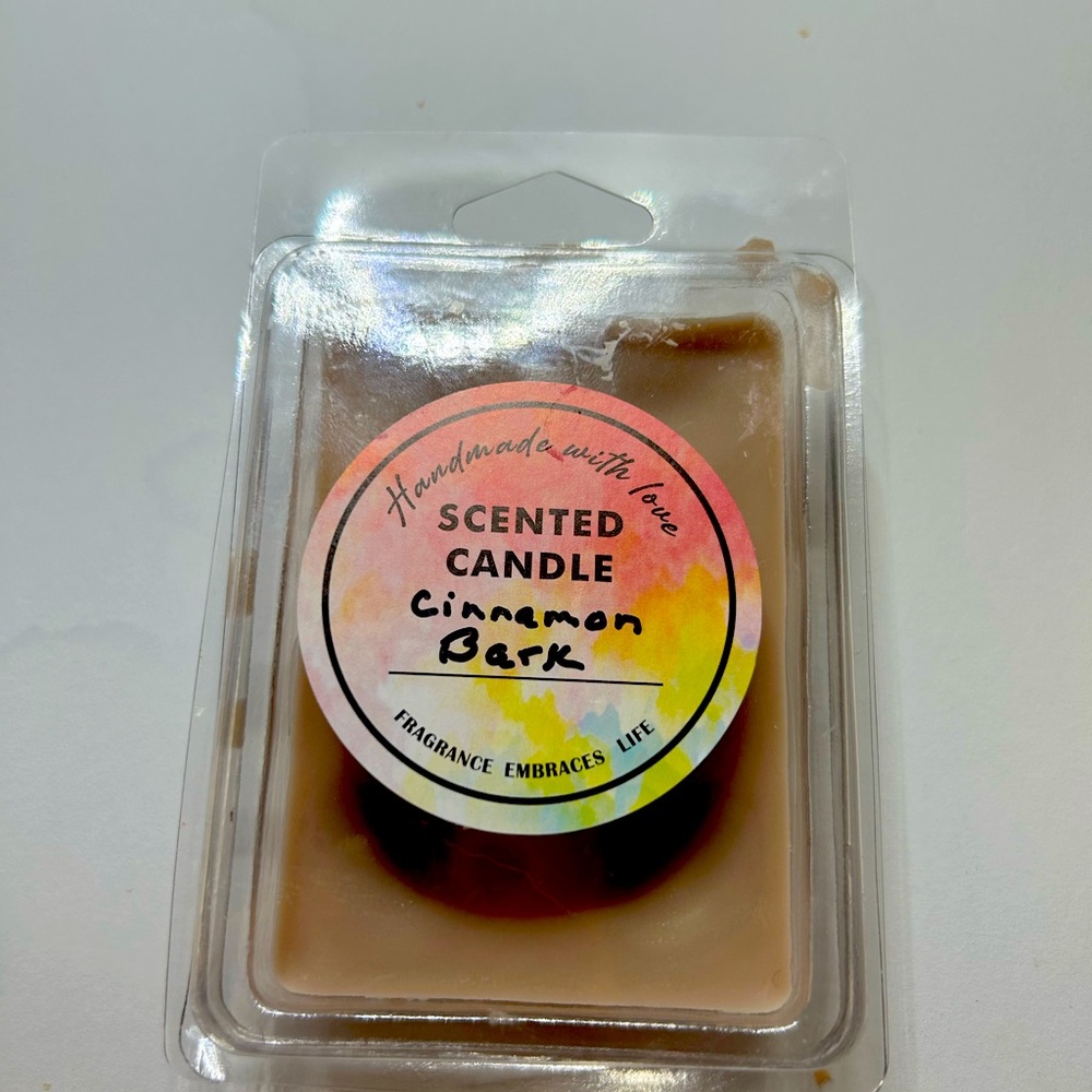 Hand Crafted Cinnamon Bark Scented Soy Wax Melts